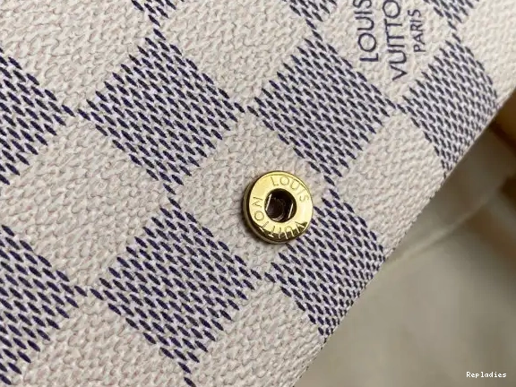 Cheap LOUIS VICTORINE VUITTON WALLET 0624